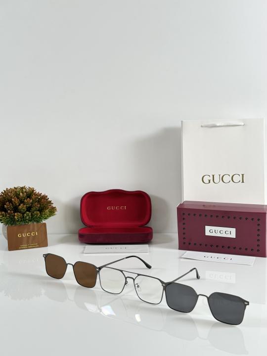Gucci Metal Optical Frame with Dual Magnetic Clip-on Sunglasses