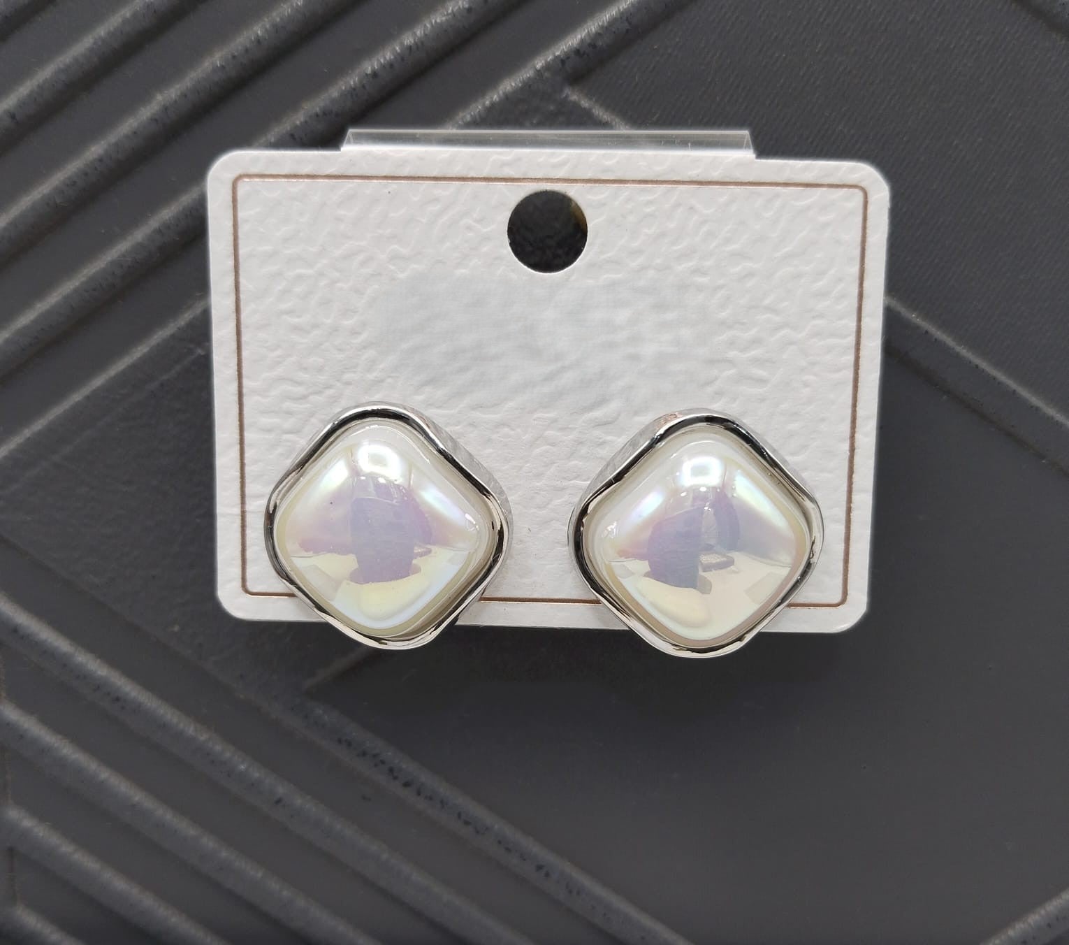 Elegant Silver-Plated Square Pearl Stud Earrings for Women & Girls – Classic Daily & Party Wear Jewelry