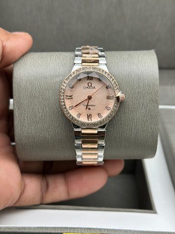 Premium Rose Gold & Silver Luxury Women’s Analog Watch – Crystal Bezel Design