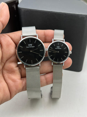 Premium Couple Analog Watches – Minimal Design (Men & Women)