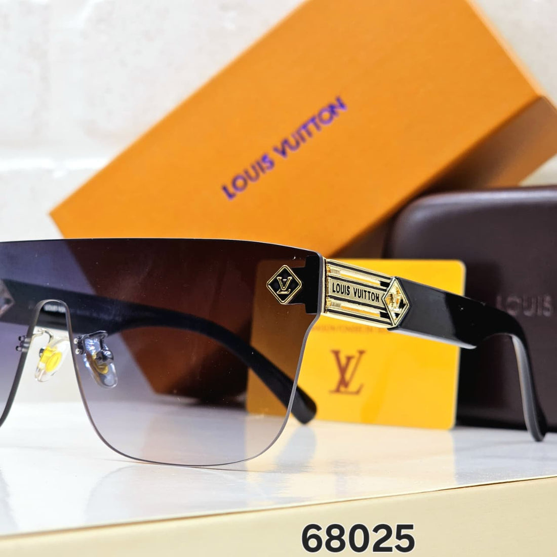 Men’s Luxury Rimless Sunglasses – LV Style | Gradient Lens Designer Look