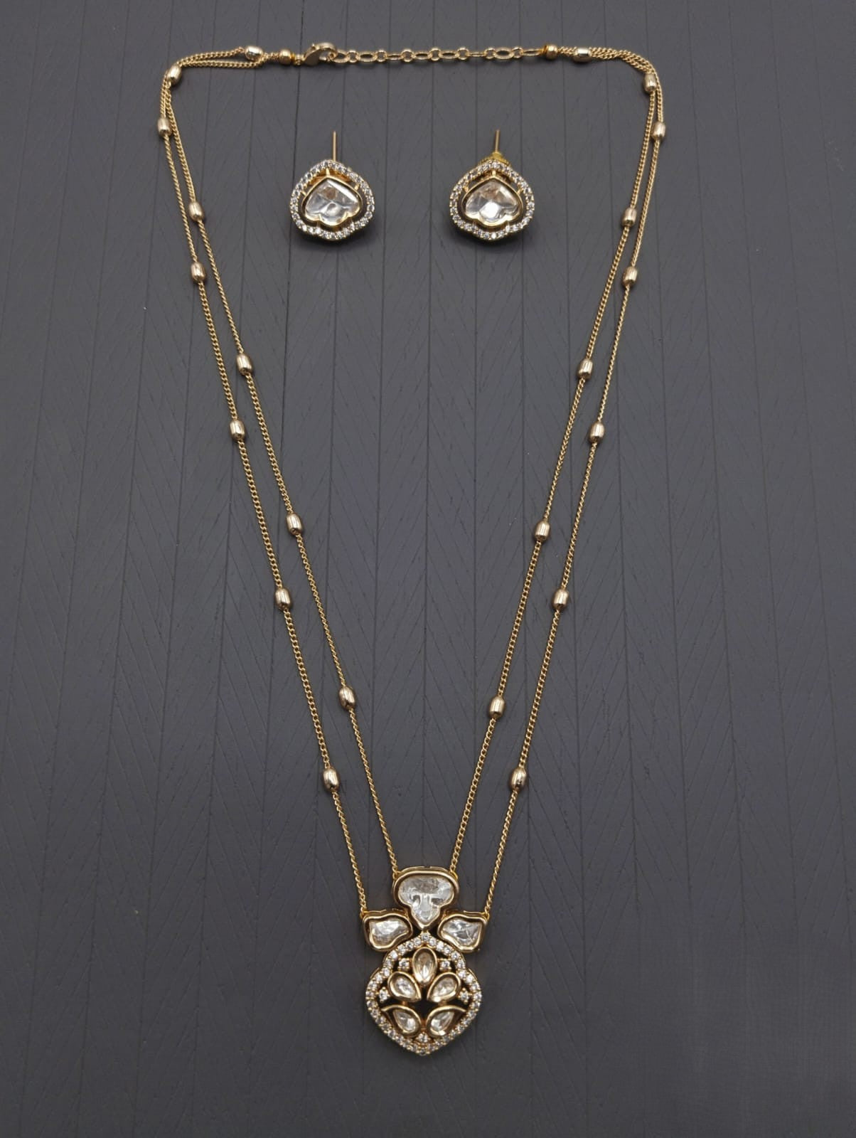 Royal Gold-Plated Kundan Necklace Set with Dual Layer Chain & Matching Earrings for Women